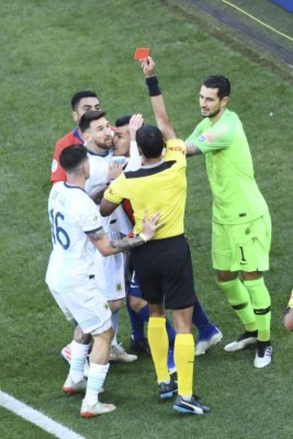 Fotos: Messi y Medel provocan fuerte pelea en el Argentina-Chile de la Copa América