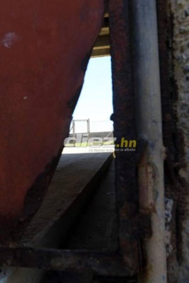 FOTOS: El triste abandono del que pudo ser el estadio más bonito de Honduras