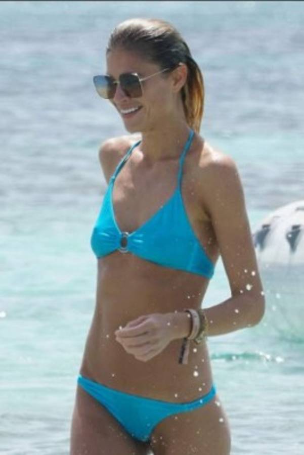 La esposa de Diego Simeone luce su cuerpazo en sus vacaciones en Formentera