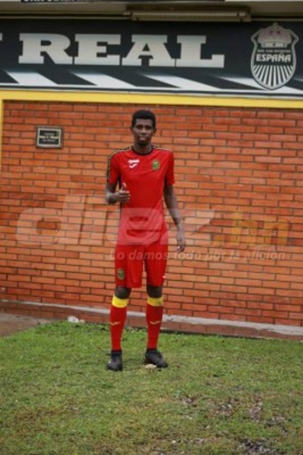 Pasillo al cumpleañero, consejos del técnico y nuevos integrantes en la pretemporada de Real España