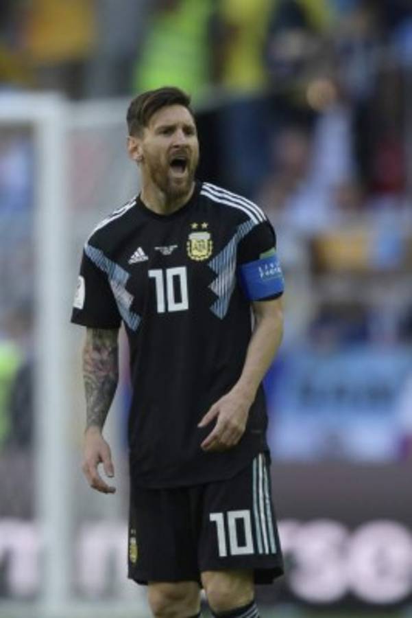 ¡Amargura y frustración! Los gestos de Messi en el Argentina-Islandia
