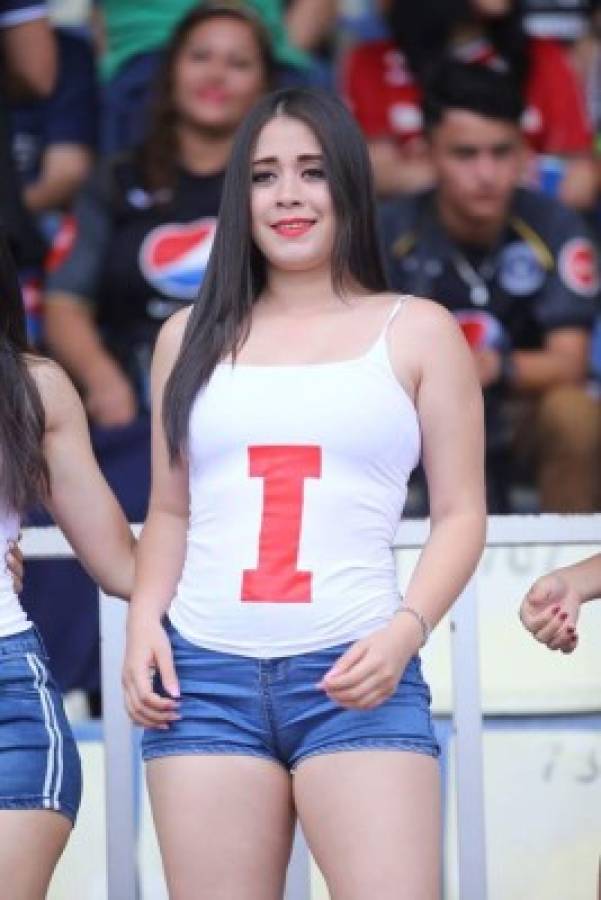 ¡El Nacional se llenó de preciosuras! Las chicas que enamoraron en el Motagua-Marathón