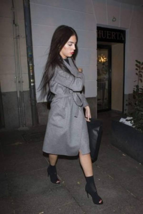 Las últimas fotografías de Cristiano con su novia ¡se la come a besos!