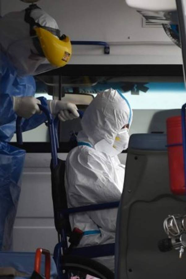 Greg Mortimer, el crucero que atracó en Montevideo con más de 100 casos de coronavirus