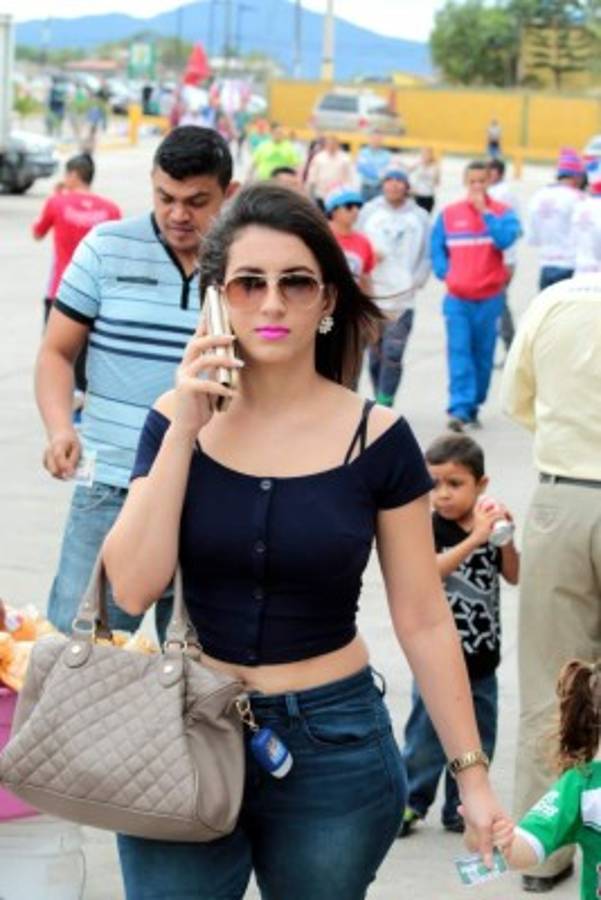 TOP: Las chicas lindas que nos dejó las vueltas regulares en Honduras