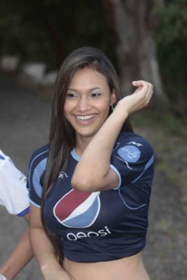 Las aficionadas más lindas y fieles que apoyarán a Motagua en la final