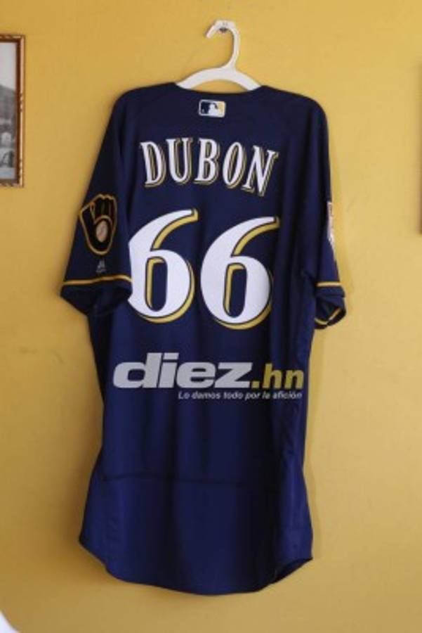 El álbum privado de la estrella del béisbol hondureño Mauricio Dubón