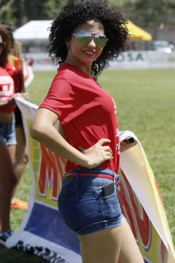 FOTOS: Las chicas más lindas de la ida de final en Honduras
