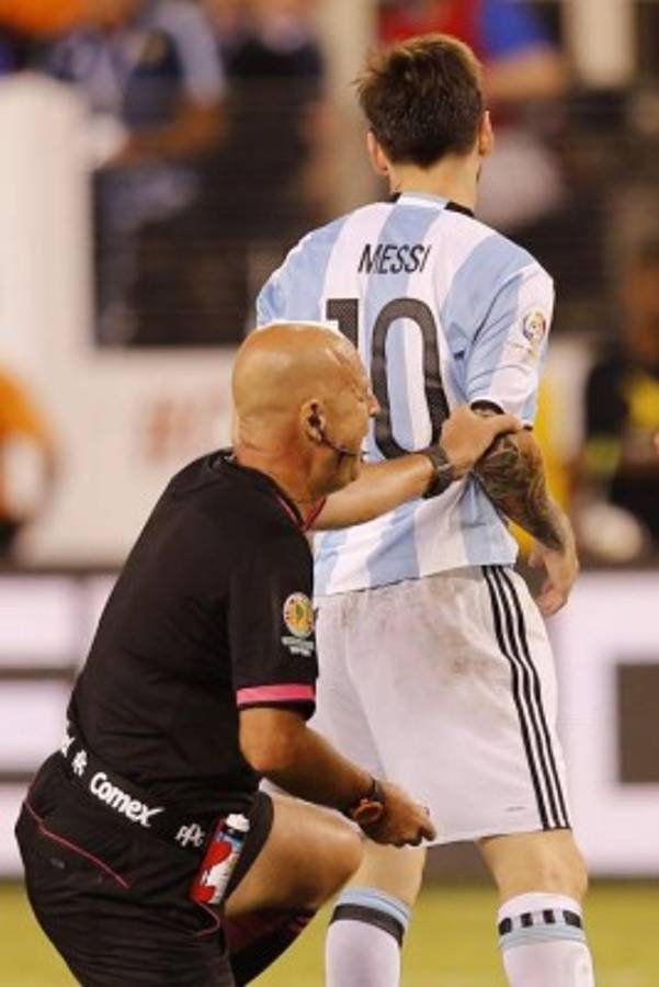 EN FOTOS: La amargura y lágrimas de Messi por fallar otra vez con Argentina