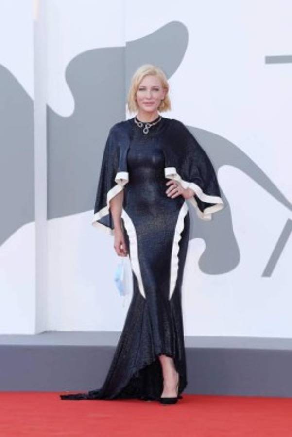 Georgina Rodríguez, invitada de lujo en el festival de cine de Venecia y deslumbra con dos 'looks'