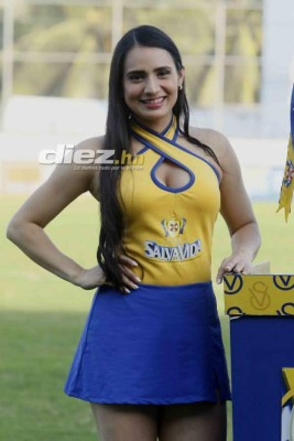 NO VISTE EN TV: La chica del escote, bellezas y ambientazo en el Excélsior