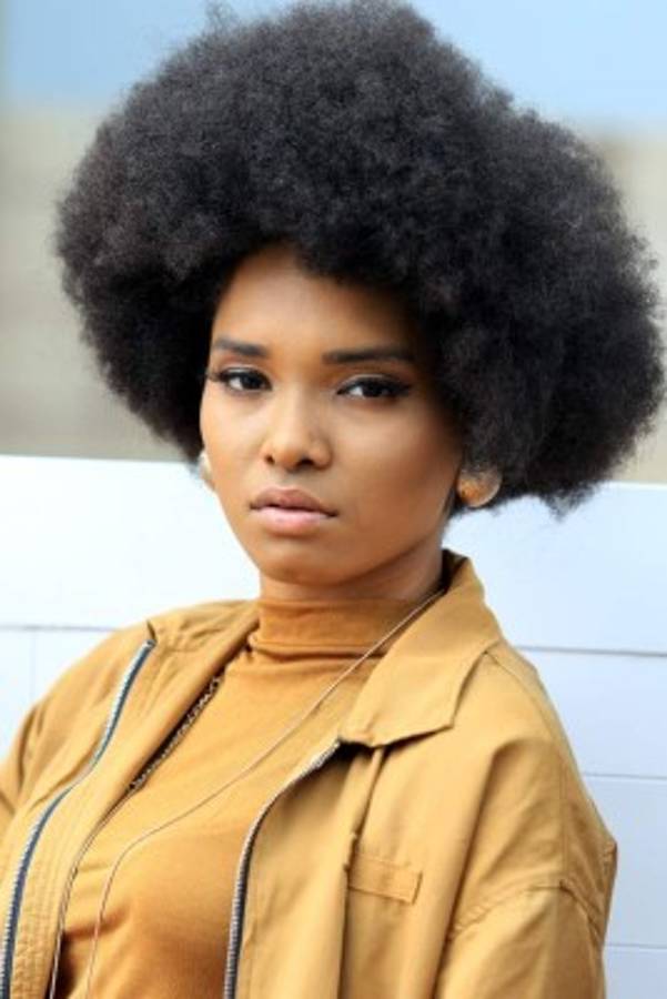 FOTOS: La bella modelo hondureña Massay Crisanto que motiva a la Selección