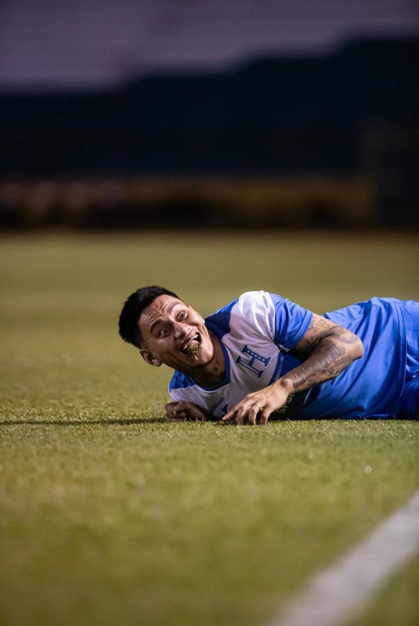 Brayan La Playa es baja y exfutbolista lo sustituirá en la 'H' tiktokera, loco look y el que probó el césped del Olímpico