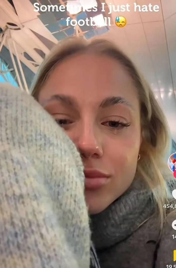 El triste motivo por el que la jugadora más bella del mundo se rompió y confesó: “a veces odio el fútbol”