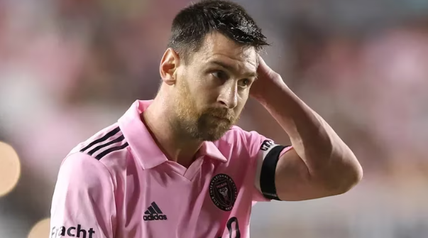 Cristiano Ronaldo bajó a Messi y recupera el trono: los 11 futbolistas mejor pagados del 2023