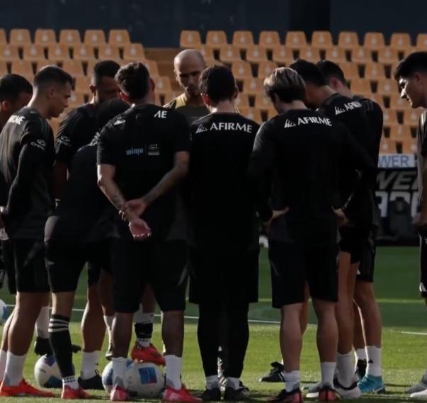 Sorpresa en Tigres: se retiró del fútbol con 35 años y de inmediato fue anunciado como nuevo técnico del equipo