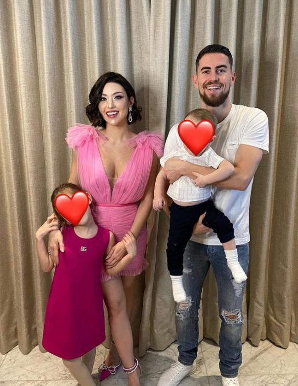 Infiel: “Cazan” a crack del Chelsea en una app de citas mientras disfruta de unas vacaciones sin su novia