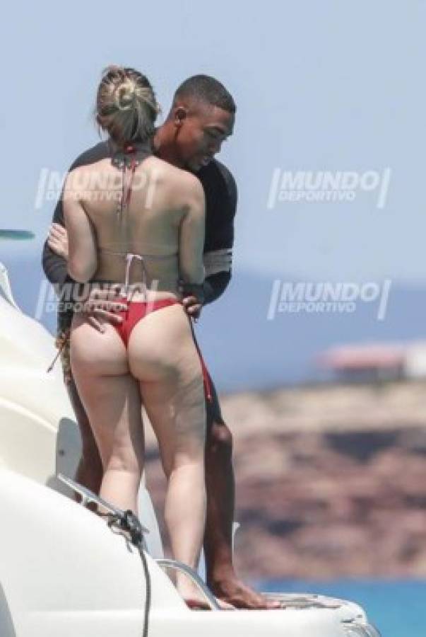 ¿Quién era? La sexy rubia con la que Malcom fue visto en Ibiza