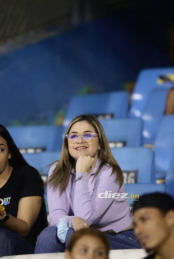 NO SE VIO EN TV: El cariño de Troglio a ex jugador de Olimpia, Gullit Peña causa furor y el regreso del ‘Doctor’