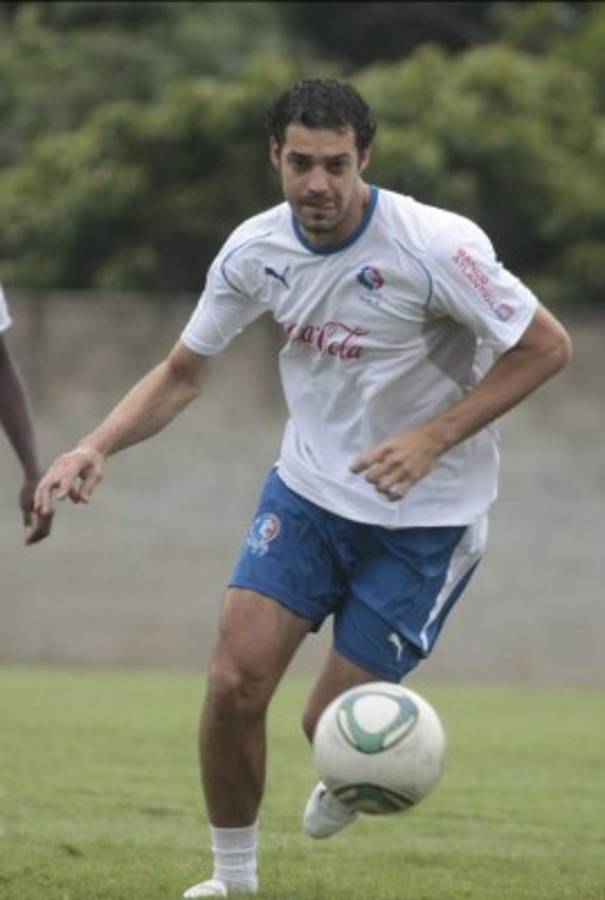 ¡Uno es modelo! Futbolistas que estuvieron en Olimpia y quizá no los recuerdes