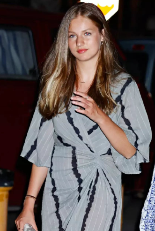 ¿A escondidas? La Princesa Leonor se escapa de la Casa Real para tener un encuentro con Gavi