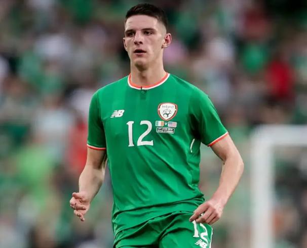 Declan Rice: defendió a su mujer que fue acosada por su físico y jugó con otra selección antes de Inglaterra