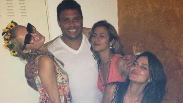 Uno reunió a 80 mujeres durante 48 horas: Adriano y otros futbolistas brasileños que son conocidos por ser fiesteros