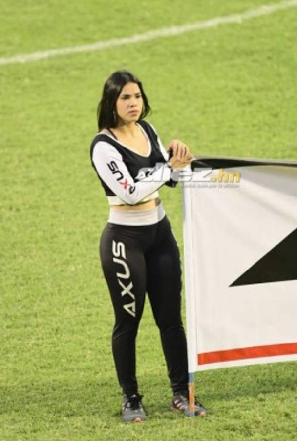 ¡Mamitas! Las linduras que adornaron la vuelta del repechaje en Honduras