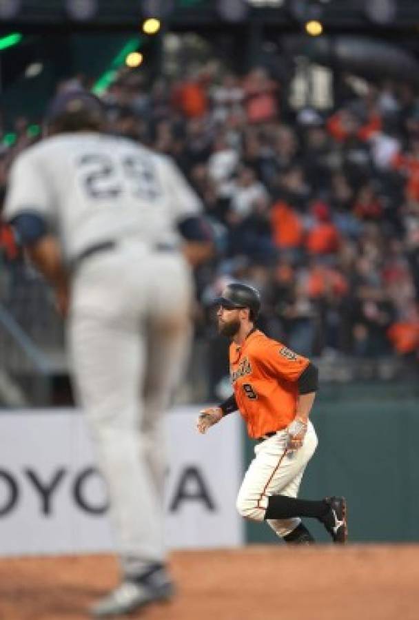 Inolvidable: Así vivió el hondureño Mauricio Dubón su primera victoria con los Gigantes