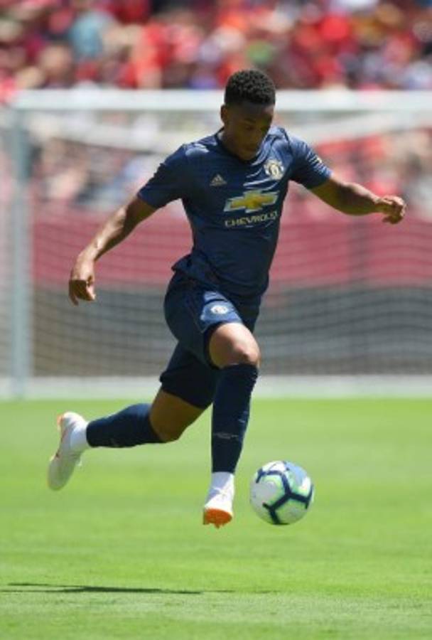 MERCADO: Real Madrid sumaría otra baja y Barcelona ficha defensa