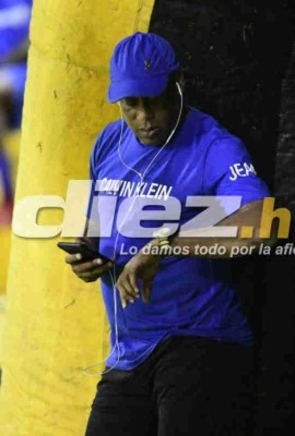 La tristeza del Real España, el enojo de Medford y el abrazo de 'Buba' López