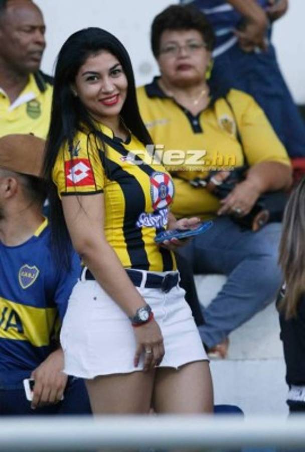 ¡Mamitas! Las linduras que adornaron la vuelta del repechaje en Honduras