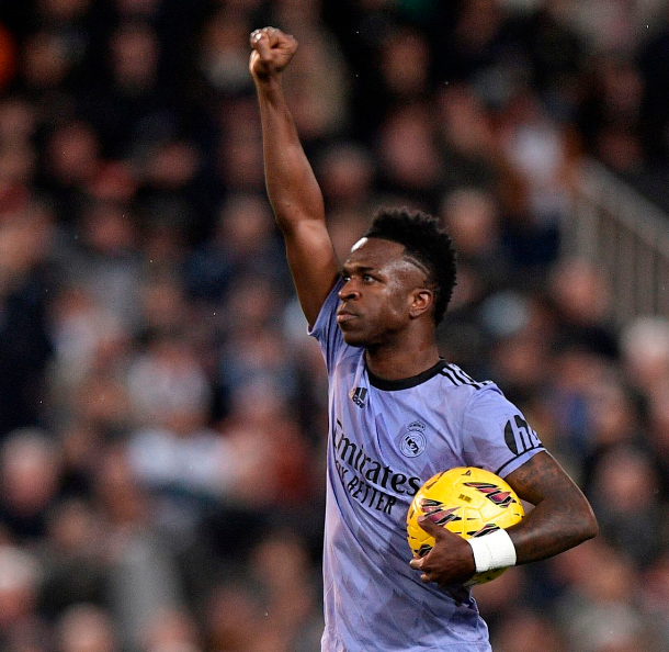 Vinicius soltó el bombazo en la liga española: “Si ocurre una vez más, me voy del campo”