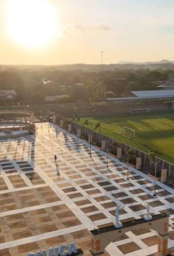 ¡Será una alfombra! Así está quedando el estadio Fausto Flores Lagos de Choluteca con su remodelación