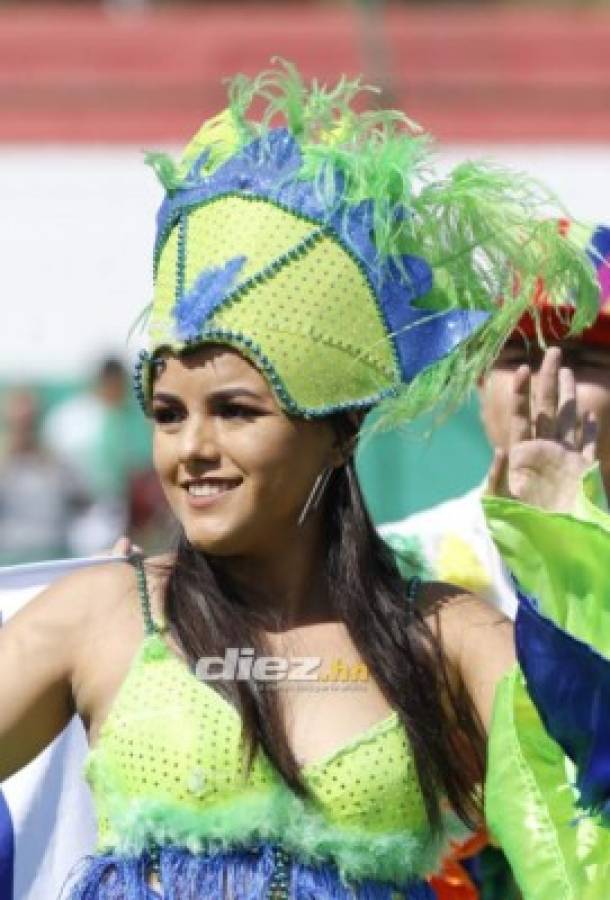 Hermosas chicas y ambientazo en el Yankel Rosenthal para el clásico Marathón-Olimpia