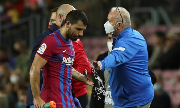 La imperdible reacción del Kun Agüero cuando se entera de la muerte de Andrés Balanta en plena transmisión en vivo