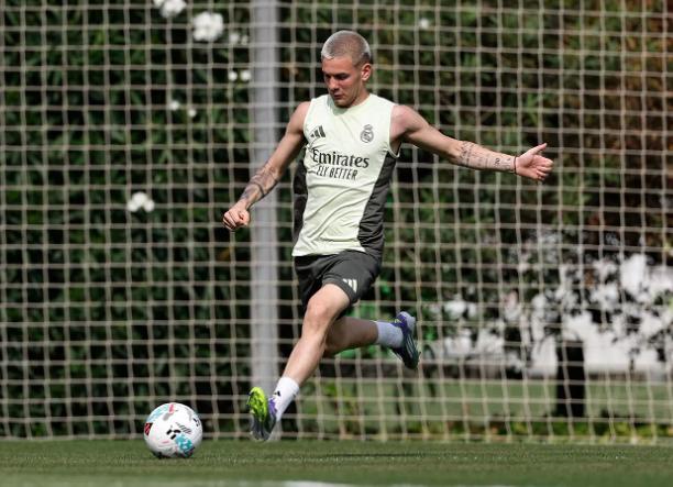 Xabi prepara un castigo: llegó tarde al entrenamiento del Real Madrid y se perdería el partido del martes