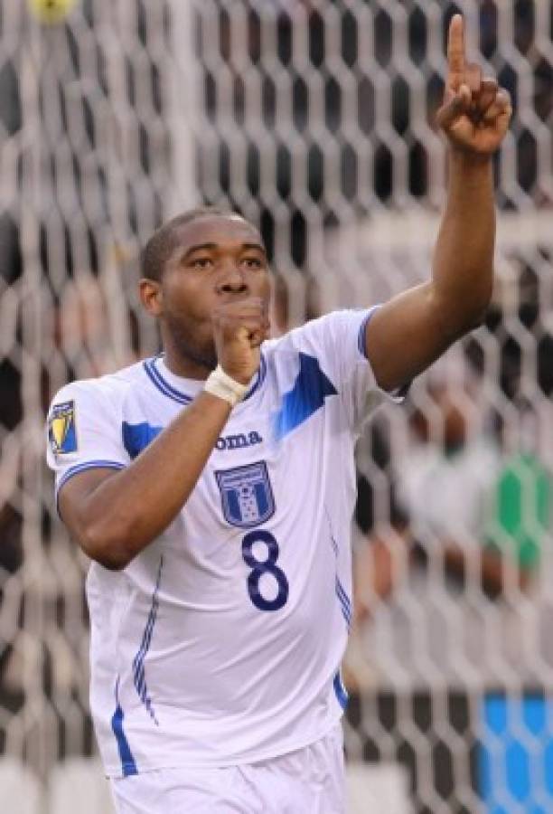 ¡Con impensado lateral derecho! Romell Quioto elige su 11 favorito en la Selección de Honduras