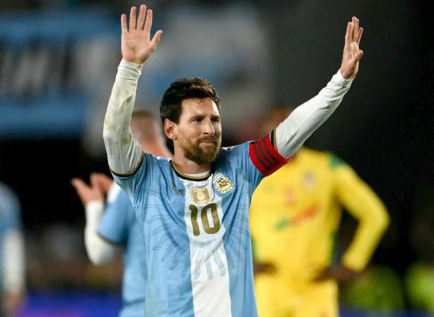 Qué significa el regalo que Benín le dio Messi y el mandato que le asigna a su esposa