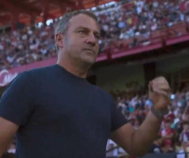 La gran polémica en el Sevilla-Barcelona, Lewandowski fue el villano y la amargura de Hansi Flick