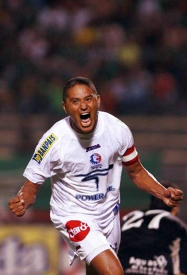 Jugadores hondureños que despreciaron tentadora oferta por amor a su club