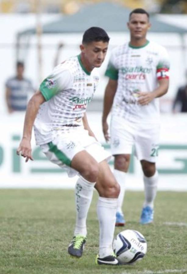TOP: Este es el 11 de jugadores hondureños que están en paro
