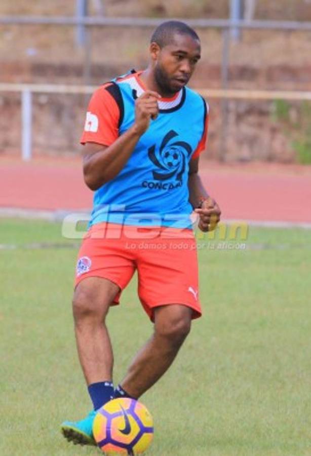 La enorme evolución física de Wilson Palacios en tres meses con Olimpia