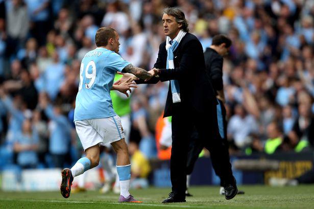 ¡Y no fue por droga, mujeres o alcohol! La exfigura de la Premier League que perdió su fortuna y se quedó sin casa ni auto