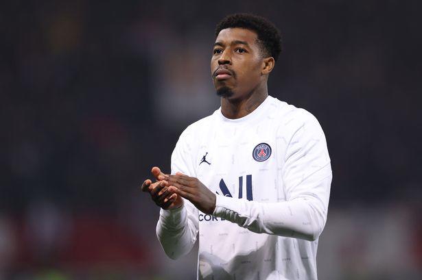 Kimpembe podría salir del PSG a cambio de 70 millones de euros, según The Times.