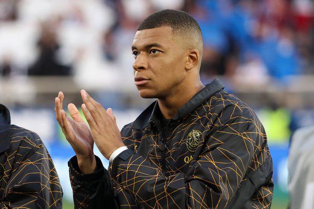 Real Madrid pretende pagar 225 millones de euros por el fichaje de Kylian Mbappé.