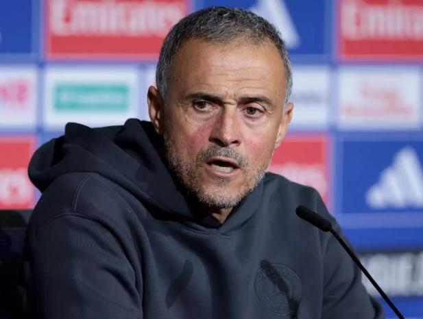 Real Madrid sacude el mercado de fichajes y Hansi Flick ya tiene su primer refuerzo; sorpresa en el PSG