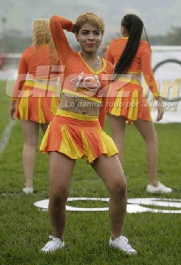 Sangre, abejas, chicas lindas y besos en las fotos curiosas de la fecha 7&nbsp;&nbsp;