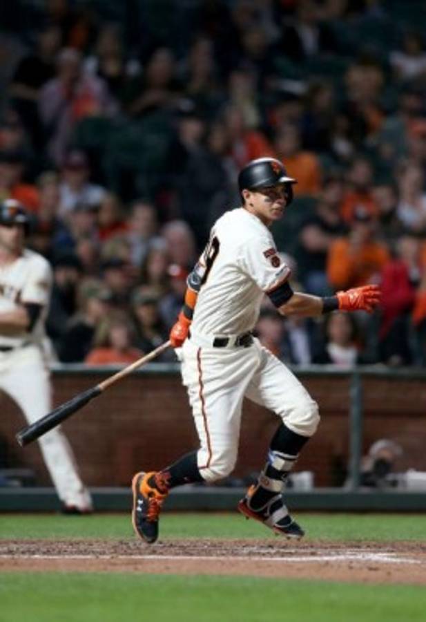 Gran parada y su primer hit: Así fue la noche histórica de Mauricio Dubón con los Gigantes