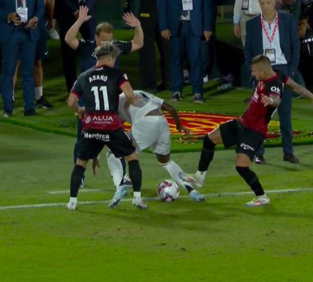 Las imágenes de Mbappé en su debut en la Liga de España, caras largas en Real Madrid tras empate y polémica con Vinicius